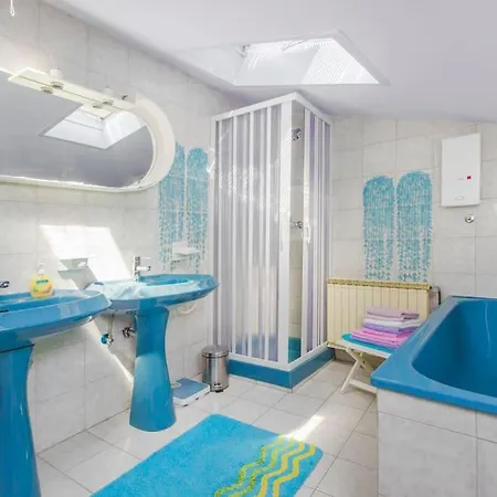 Appartement Apartman S Pogledom Na More *