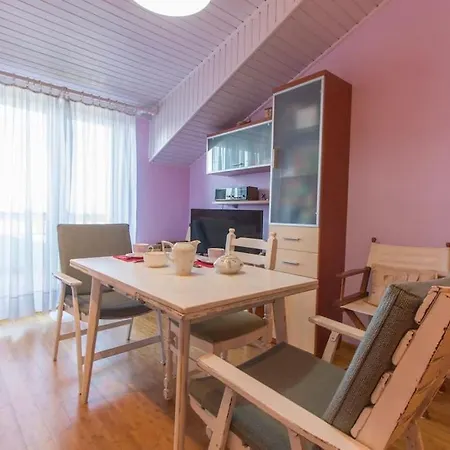 Appartement Apartman S Pogledom Na More *